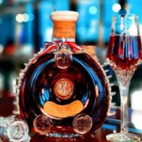 天津专业回收：高档白酒、红酒、洋酒，让每一滴佳酿找到归宿！