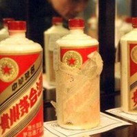 丹东酱香茅台酒瓶回收 回收李白系列茅台酒瓶