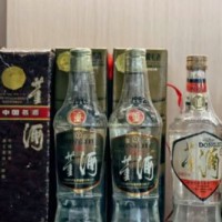 白山高价回收年份茅台酒瓶回收鉴定名酒公司电话