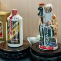 白山陈年茅台酒瓶回收,收购路易十三瓶子较高于同行价