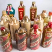 杭州30年茅台酒瓶高价回收 回收30年礼盒酒瓶子