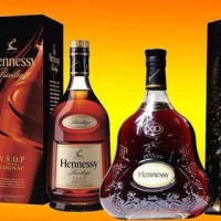东乡附近上门回收鼠年茅台酒瓶 上门收酒电话