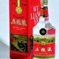 兰州茅台酒瓶回收,附近回收茅台酒老酒虫草礼盒电话