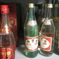 枣庄上门回收生肖茅台酒瓶30年礼盒茅台酒回收咨询