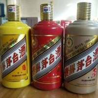 2013年陈酿茅台双回收服务启动：十五年酒瓶高价上门收购